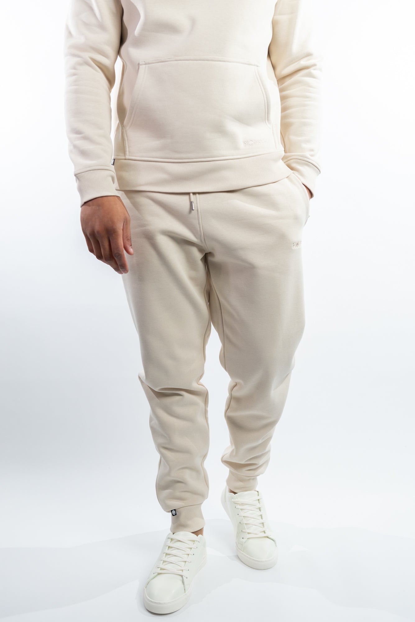 Pioneer-105 Summer Sand Joggers