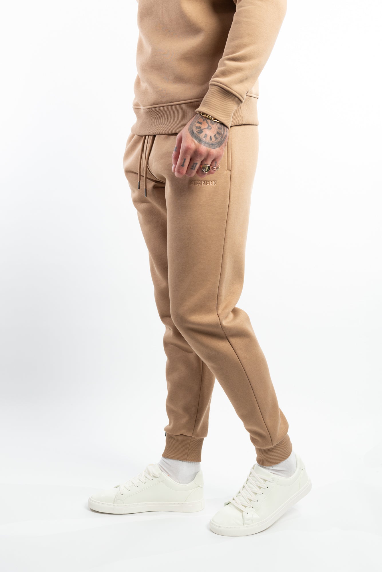 Hazelnut Joggers made with organic cotton and recycled materials